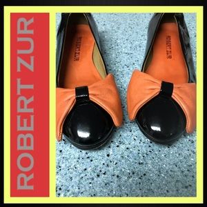 Robert Zur flats🧡